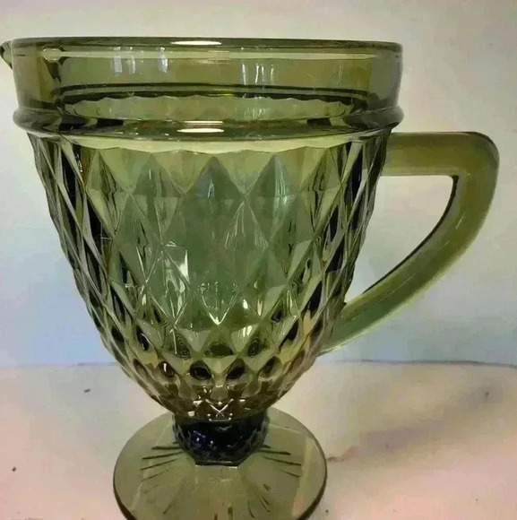Diamond Point Art Deco Avocado Pressed Glass Pedestal Pitcher. Vintage inspired. - Picture 6 of 6
